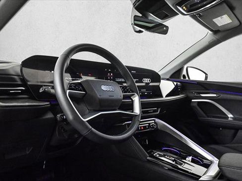 Certified 2025 Audi Q5 Premium w/ Convenience Package image 10