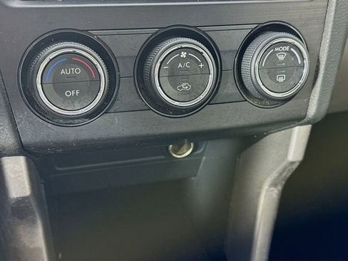 Used 2015 Subaru Forester 2.5i Limited w/ Popular Package #2 image 18