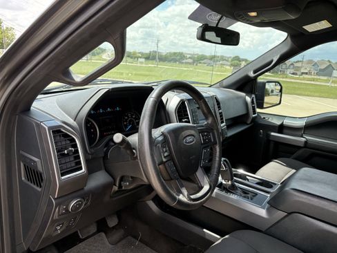 Used 2015 Ford F150 XLT w/ Equipment Group 301A Mid AWD/4WD image 18