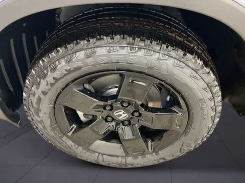 Certified 2026 Honda Ridgeline Black Edition image 12