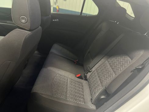 Used 2024 Chevrolet Equinox LT image 24