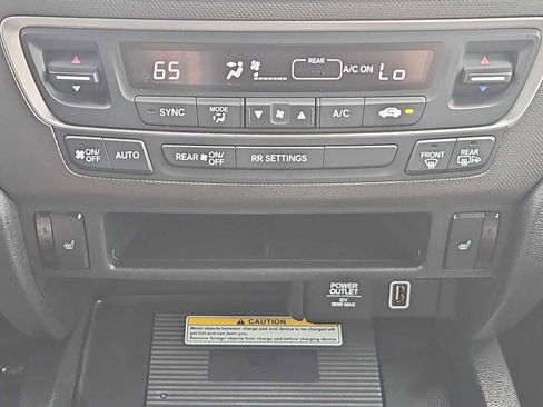 Certified 2022 Honda Passport TrailSport image 17