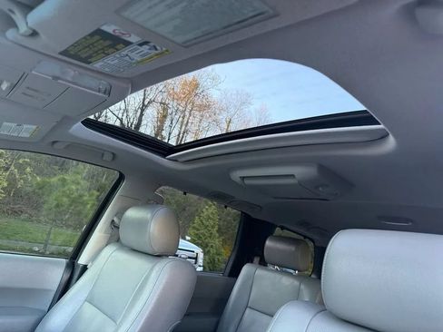 Used 2011 Toyota Sequoia Platinum AWD/4WD image 21