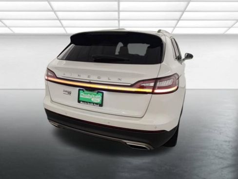 Used 2022 Lincoln Nautilus Reserve AWD/4WD image 7