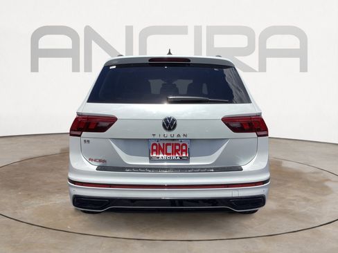 Used 2023 Volkswagen Tiguan SE R-Line FWD image 13