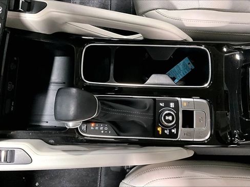 Used 2023 Kia Telluride S image 17