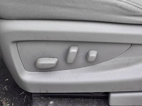 Used 2018 Chevrolet Silverado 1500 LT w/ All Star Edition image 13