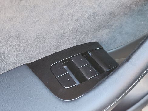 Used 2018 Tesla Model 3 Long Range image 24