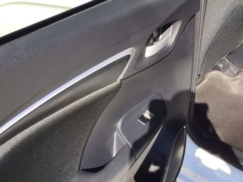 Used 2017 Honda Fit LX image 12