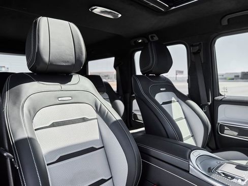 Used 2025 Mercedes-Benz G 63 AMG 4MATIC image 43