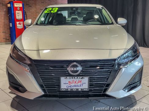 Used 2023 Nissan Altima 2.5 SL FWD image 8