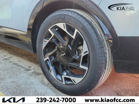 Certified 2024 Kia Sportage SX FWD image 7