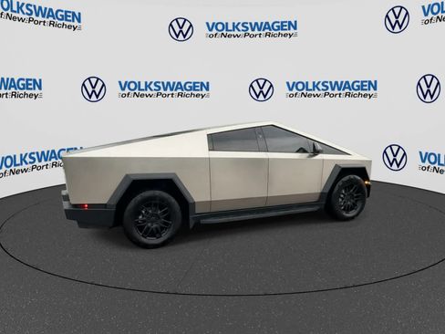Used 2024 Tesla Cybertruck Cyberbeast AWD/4WD image 8