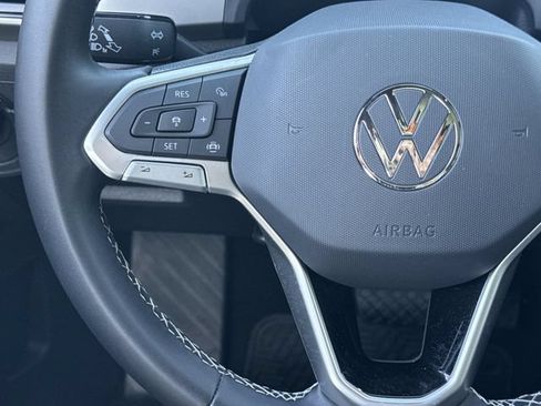 Used 2023 Volkswagen Atlas Cross Sport SE w/ Panoramic Sunroof Package AWD/4WD image 15
