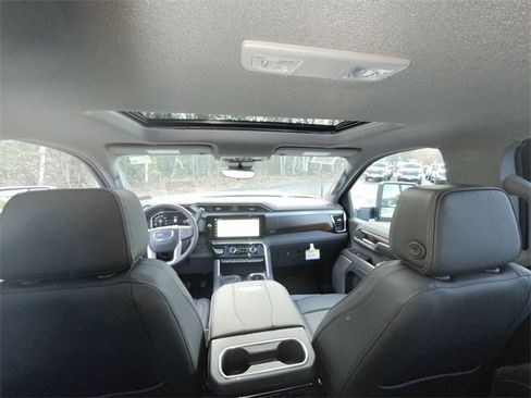 New 2026 GMC Sierra 3500 Denali w/ Technology Package image 21