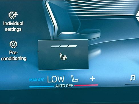 Certified 2024 BMW X5 sDrive40i w/ M Sport Package RWD image 21