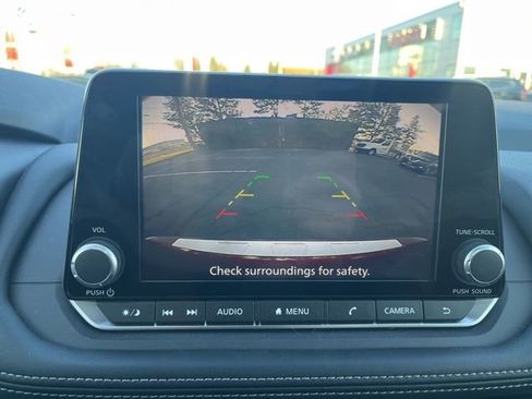 Certified 2024 Nissan Rogue SV w/ SV Premium Package image 18