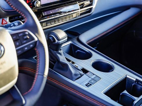 Used 2024 Toyota Sienna XSE w/ XSE Plus Package image 24