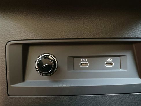 Used 2025 Audi Q8 Prestige w/ Prestige Package image 14