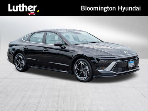 Certified 2026 Hyundai Sonata SEL AWD/4WD image 1