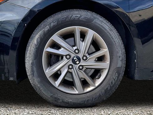 Used 2020 Kia Optima LX image 8