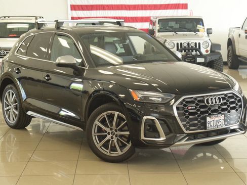 Used 2022 Audi SQ5 Premium Plus w/ Premium Plus Package AWD/4WD image 2