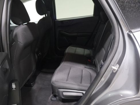 Used 2025 Ford Escape Active AWD/4WD image 17