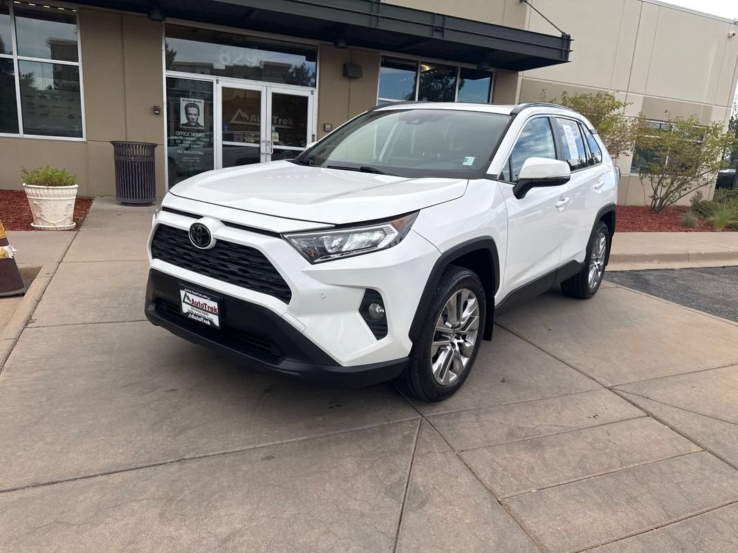 Used 2019 Toyota RAV4 XLE Premium w/ Advanced Technology Package AWD/4WD image 2