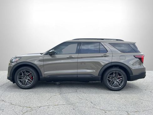 New 2026 Ford Explorer ST-Line w/ ST-Line Street Pack RWD image 21