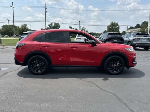 Used 2024 Honda HR-V Sport image 8