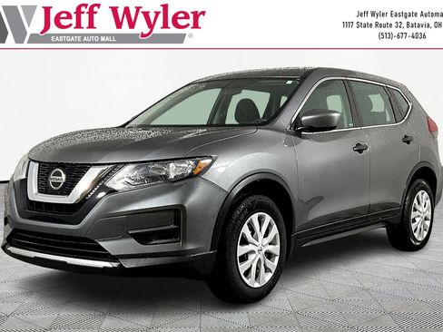 Used 2018 Nissan Rogue S image 1