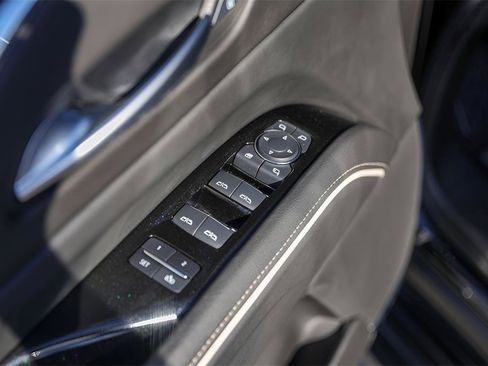 Used 2024 Cadillac Escalade ESV Premium Luxury w/ Performance Package image 24