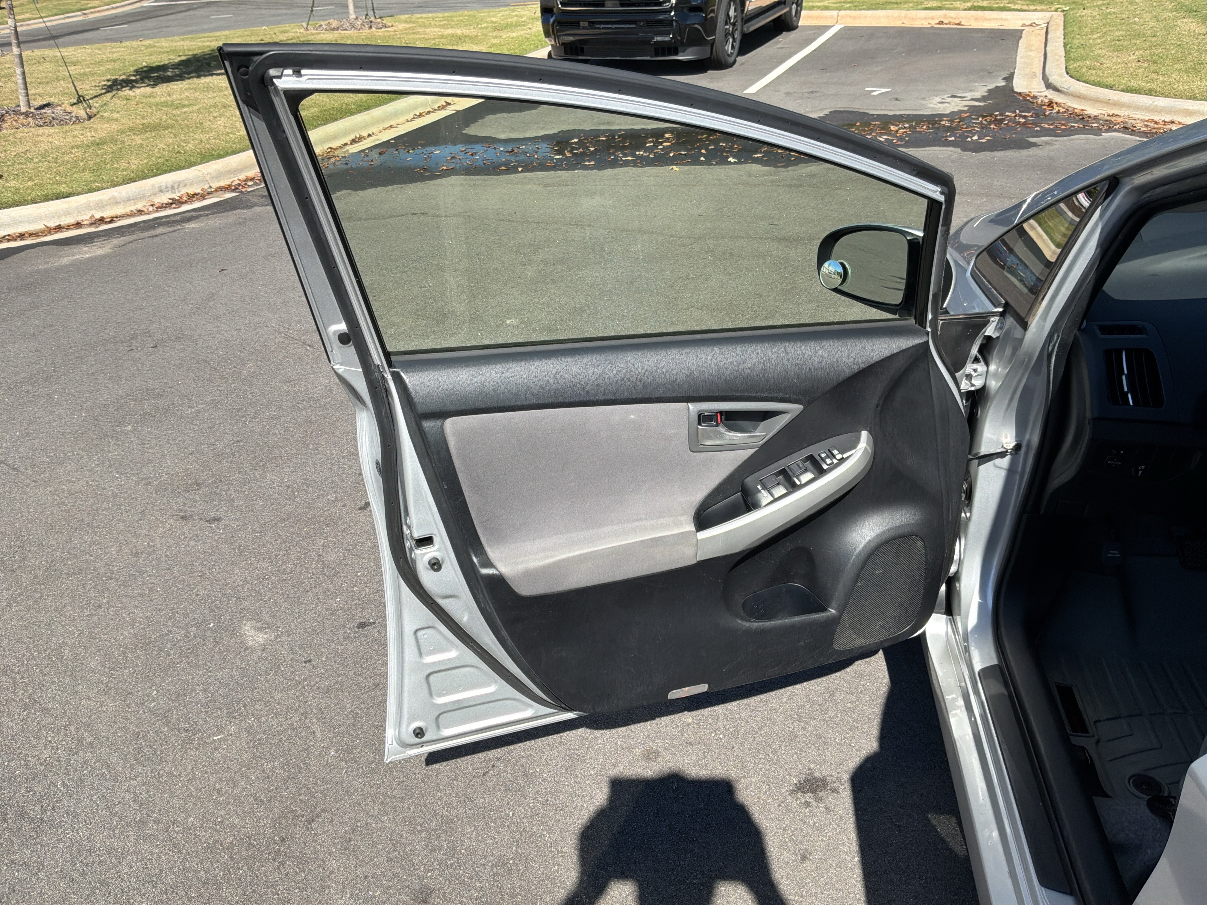 Used 2015 Toyota Prius Two FWD image 13