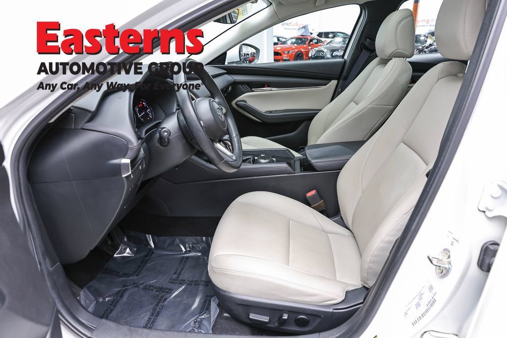 Used 2023 MAZDA MAZDA3 s FWD image 14