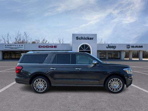 Used 2023 Ford Expedition Max Platinum AWD/4WD image 2