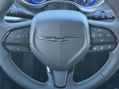 New 2026 Chrysler Pacifica Select w/ S Appearance Package AWD/4WD image 13