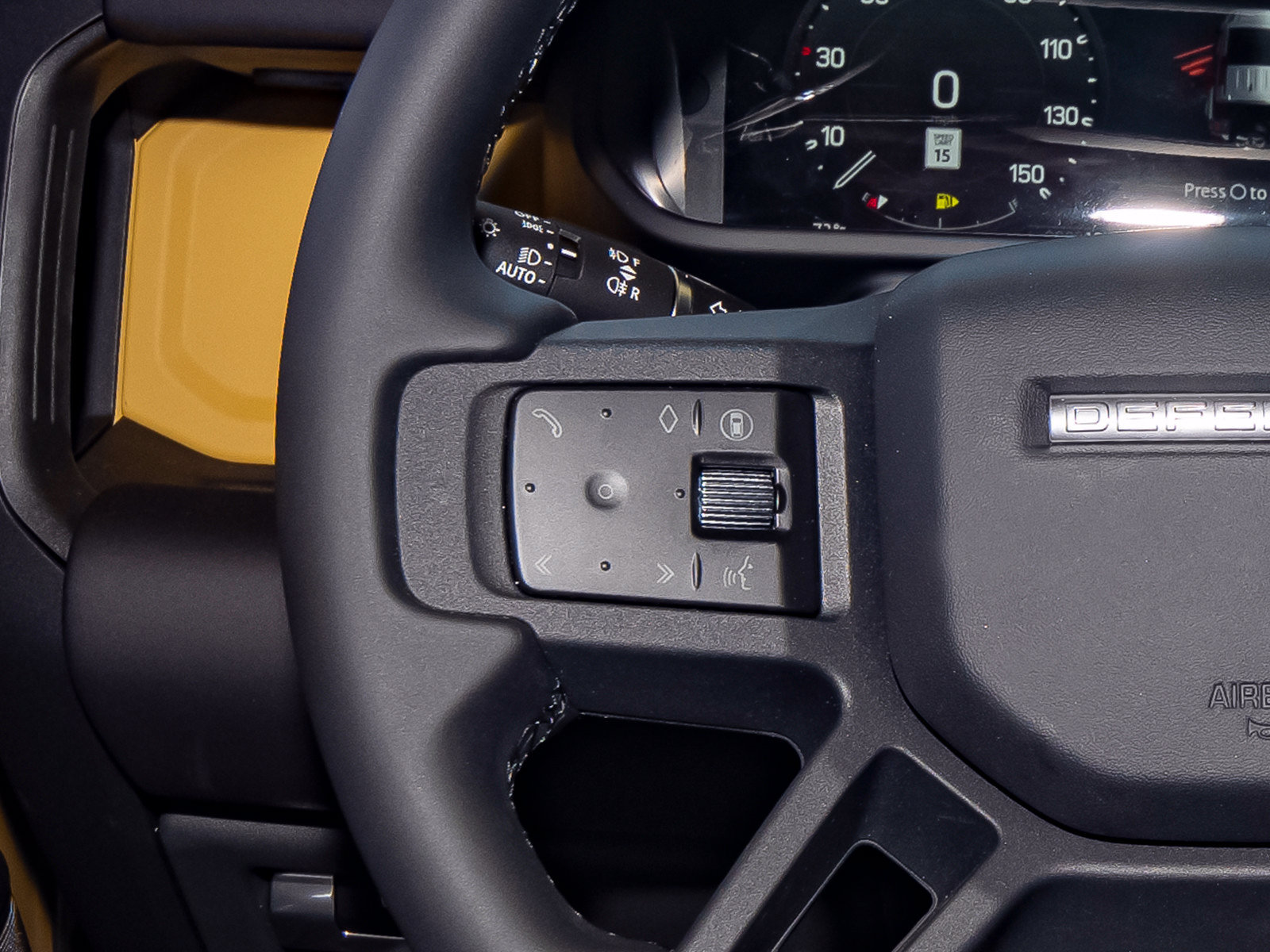 New 2026 Land Rover Defender 110 AWD/4WD image 15