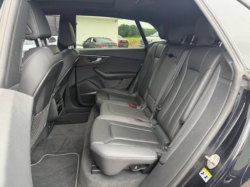 Used 2021 Audi Q8 Prestige w/ Prestige Package AWD/4WD image 33