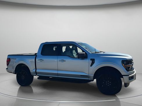 New 2025 Ford F150 XLT w/ Equipment Group 303A High image 38