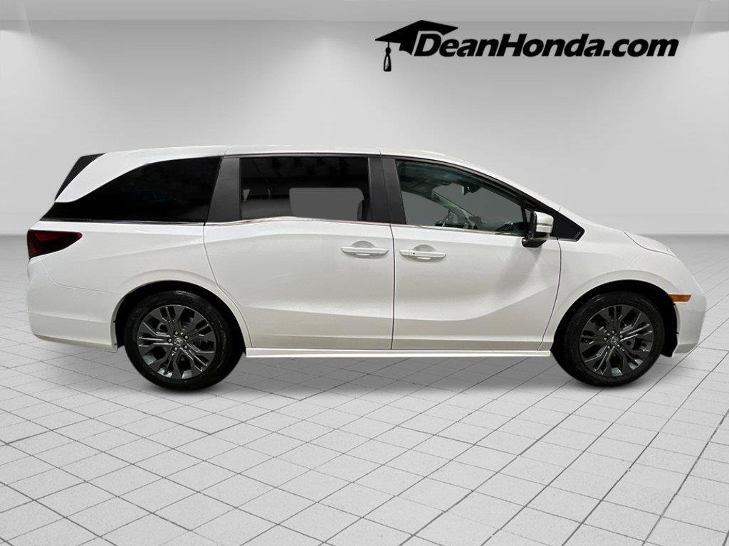 New 2027 Honda Odyssey Touring image 8