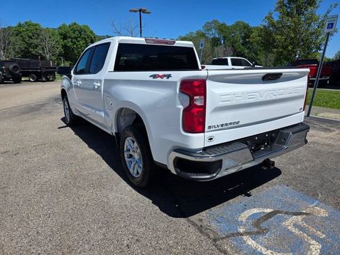Used 2024 Chevrolet Silverado 1500 LT AWD/4WD image 2