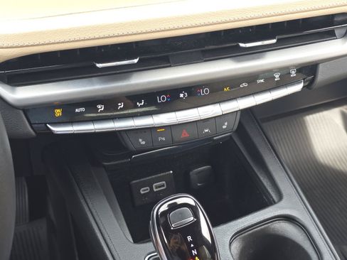 Certified 2025 Cadillac XT4 Premium Luxury w/ Cold Weather Package FWD image 30