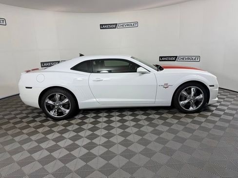 Used 2010 Chevrolet Camaro SS w/ RS Package RWD image 7