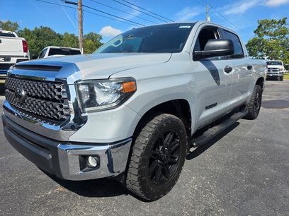Used 2019 Toyota Tundra SR5 w/ SR5 Upgrade Package