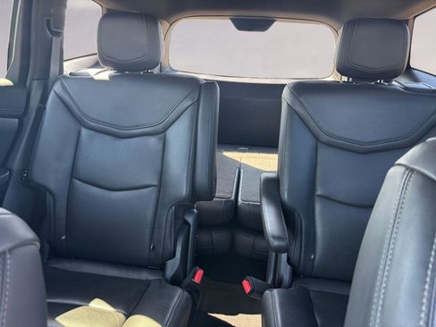 Used 2020 Cadillac XT6 Premium Luxury image 13