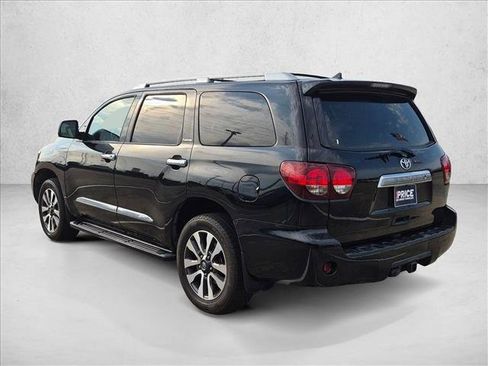 Used 2019 Toyota Sequoia Limited w/ Safety & Convenience Package RWD image 8