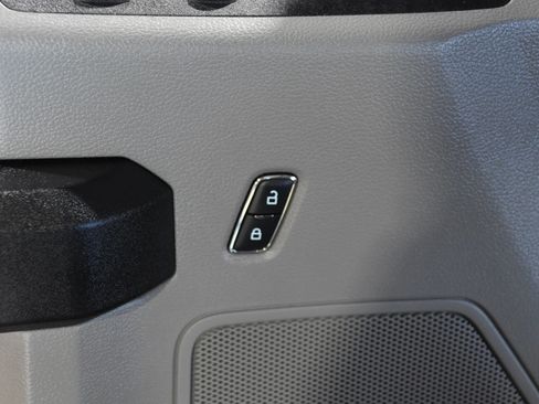 Used 2019 Ford F250 XL w/ STX Appearance Package image 13