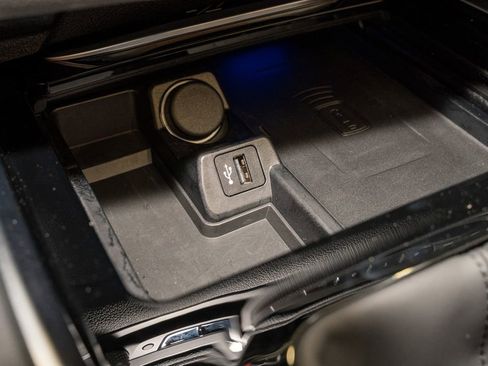 Used 2025 BMW Z4 M40i w/ Edition image 20