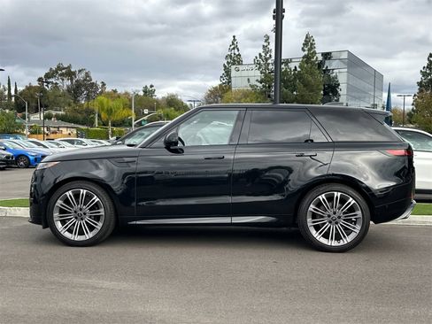 Used 2023 Land Rover Range Rover Sport SE Dynamic image 6