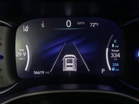 Used 2023 Chrysler Pacifica Touring-L FWD image 35